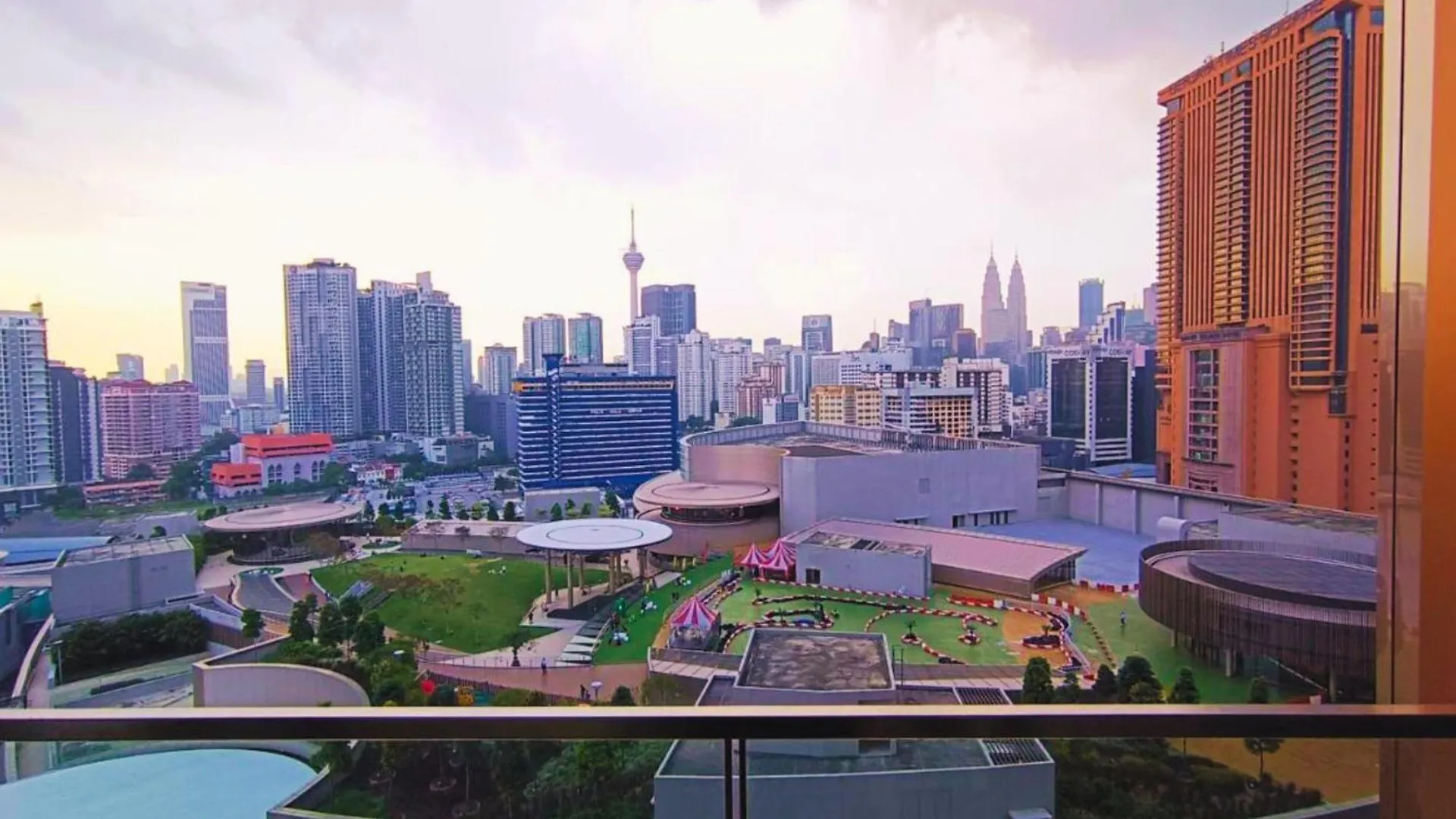 Lucentia Residences By Luxe Suites In Bukit Bintang Klcc! Kuala Lumpur 0*,  Malaysia