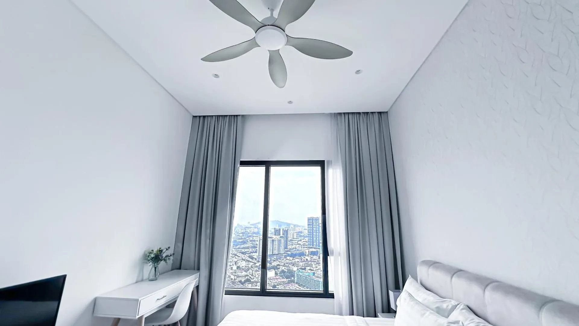 Lucentia Residences By Luxe Suites In Bukit Bintang Klcc! Kuala Lumpur Malaysia